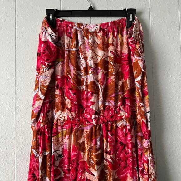 Floral Maxi Dress in Red and Pink - Picture 7 of 14